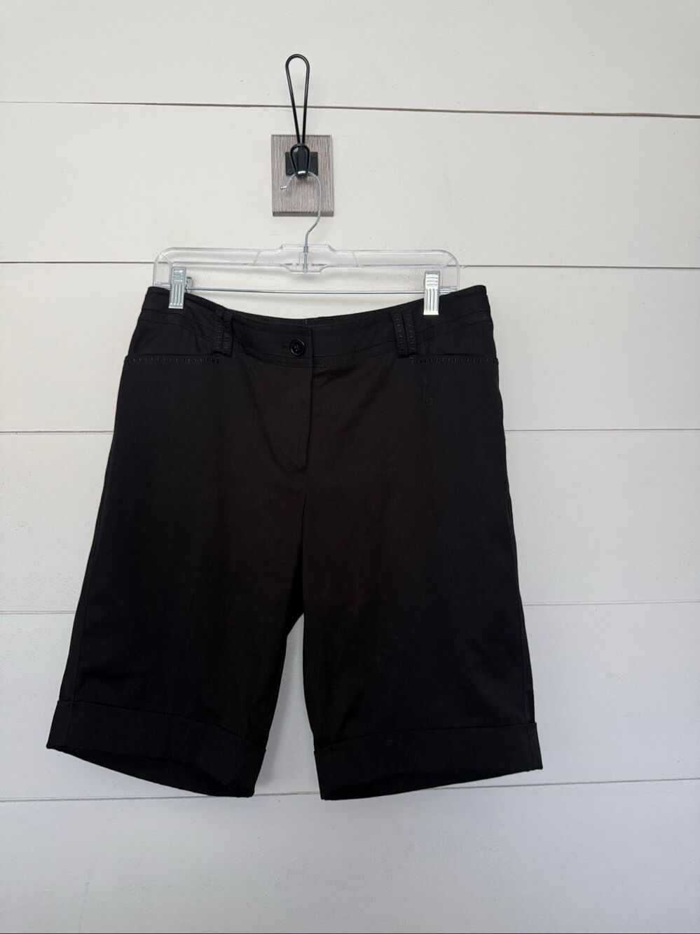 White House Black Market Women’s 8 Black Bermuda Chino Shorts